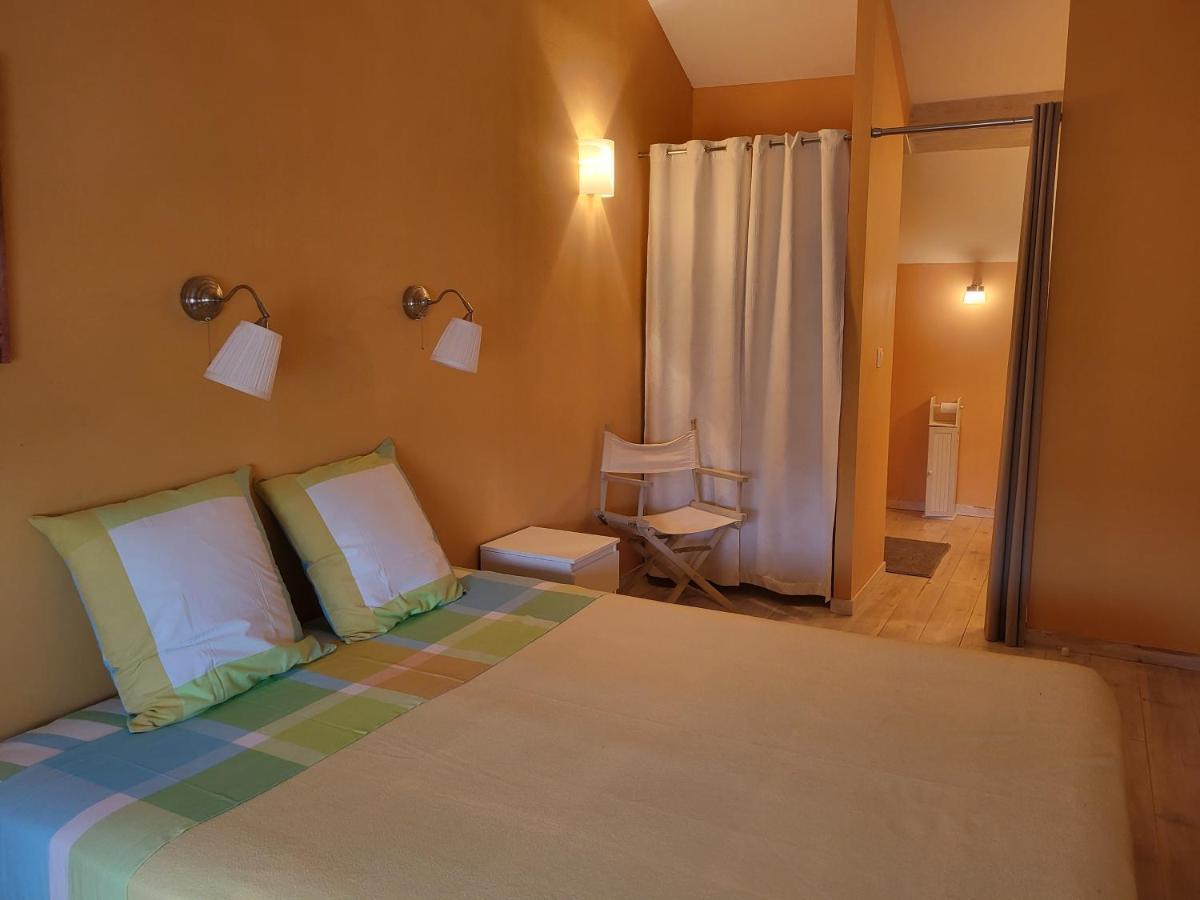 Le Clos Des Figuiers - 3 Gites De Caractere Duravel Dış mekan fotoğraf